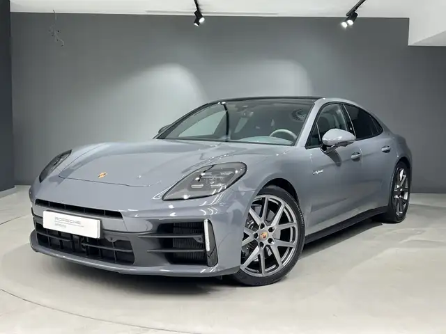 Porsche Panamera main image