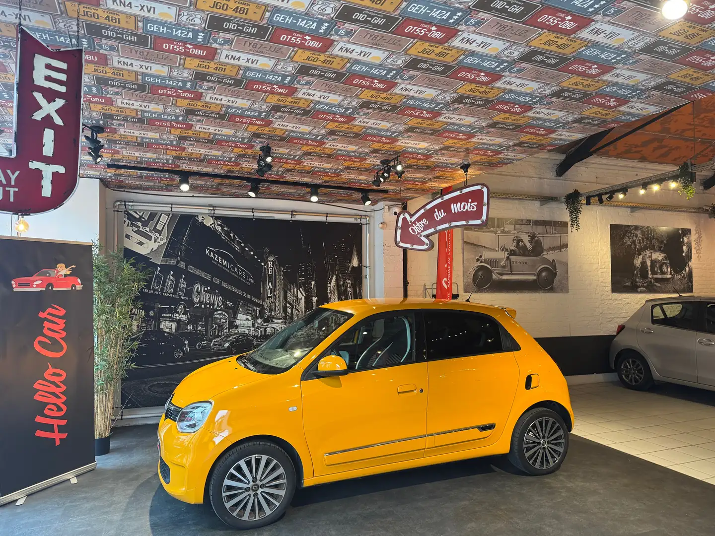 Renault Twingo 1.0i * CARPLAY * ECRAN * JANTES 16 * GARANTIE * AC Jaune - 1