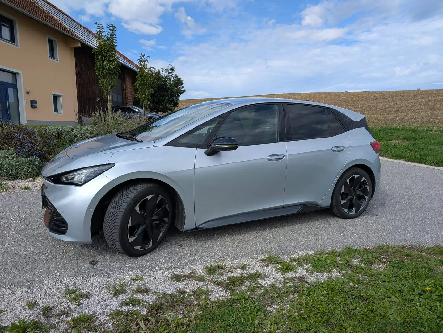 CUPRA Born Born 77kWh e-Boost 5 Sitzer Silber - 1