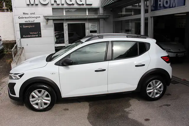 Dacia Sandero Stepway Essential TCe 90