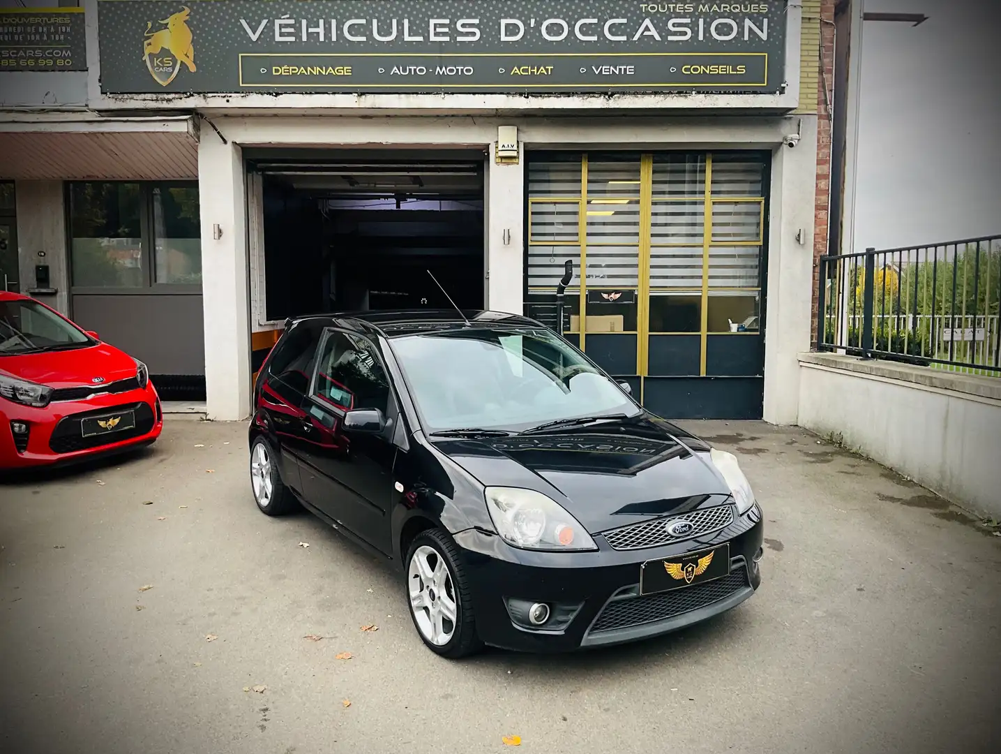 Ford Fiesta 1.6 Turbo TDCi 16v Trend !!! OFFRE DU MOMENT !!! Noir - 1