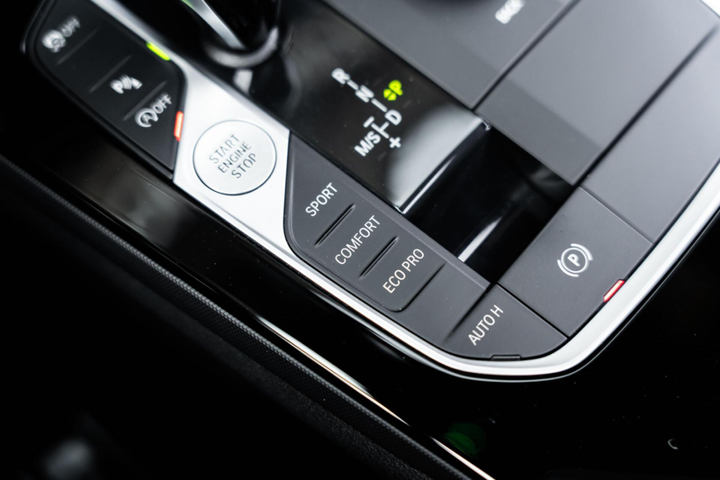 BMW 135 1-serie M135i xDrive High Executive Pano HUD HK Vo — photo 41