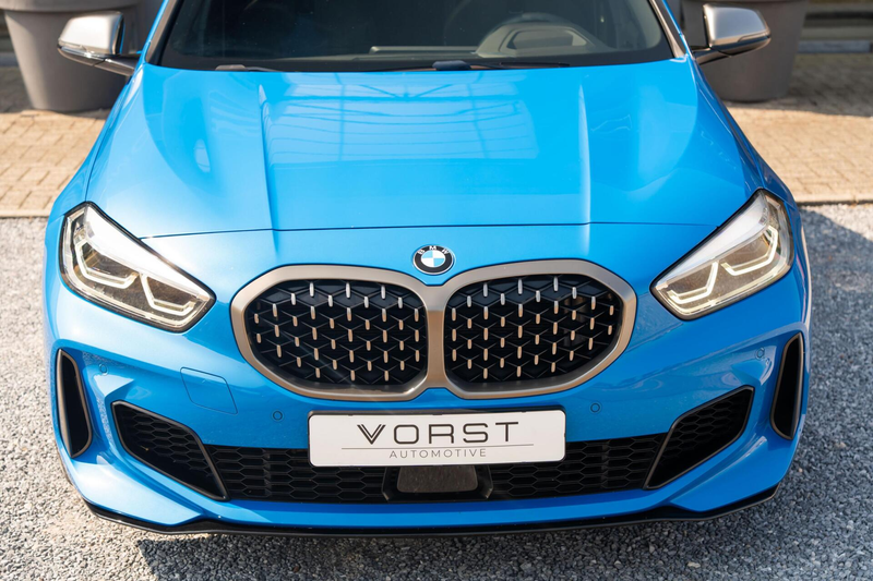 BMW 135 1-serie M135i xDrive High Executive Pano HUD HK Vo — photo 10