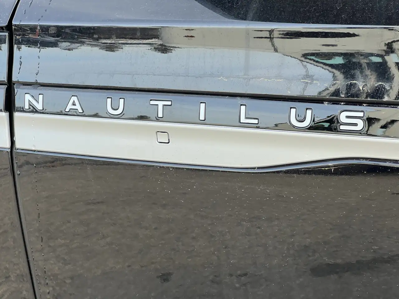 Lincoln Nautilus снимка Lincoln Nautilus