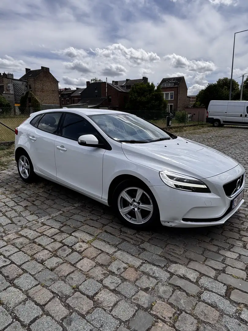 Volvo V40 2.0 D2 Momentum - 2