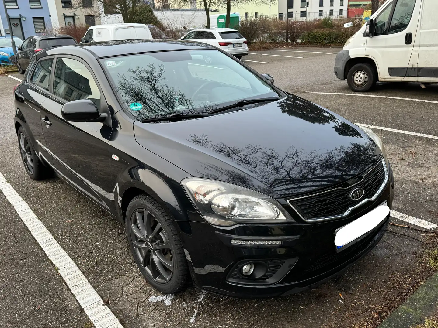 Kia ProCeed / pro_cee'd pro Ceed pro Ceed 1.6 CVVT Edition 7 Schwarz - 1