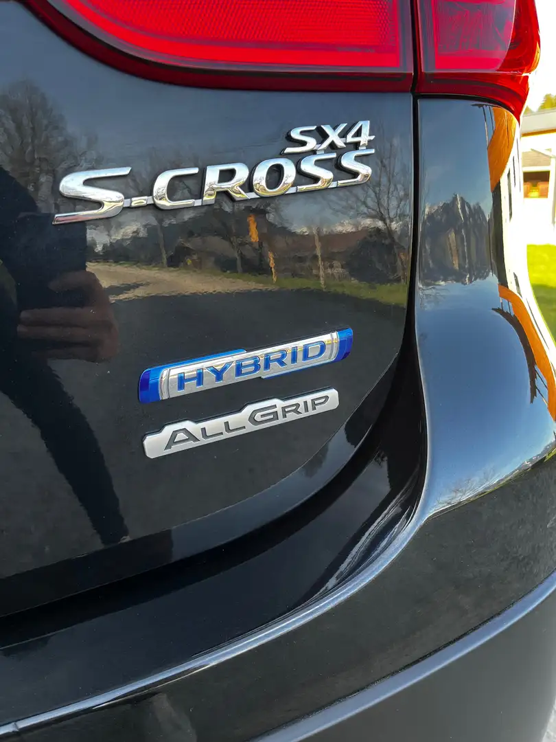Suzuki SX4 S-Cross SX4 S-Cross 1,4 GL+ DITC Hybrid ALLGRIP Schwarz - 2