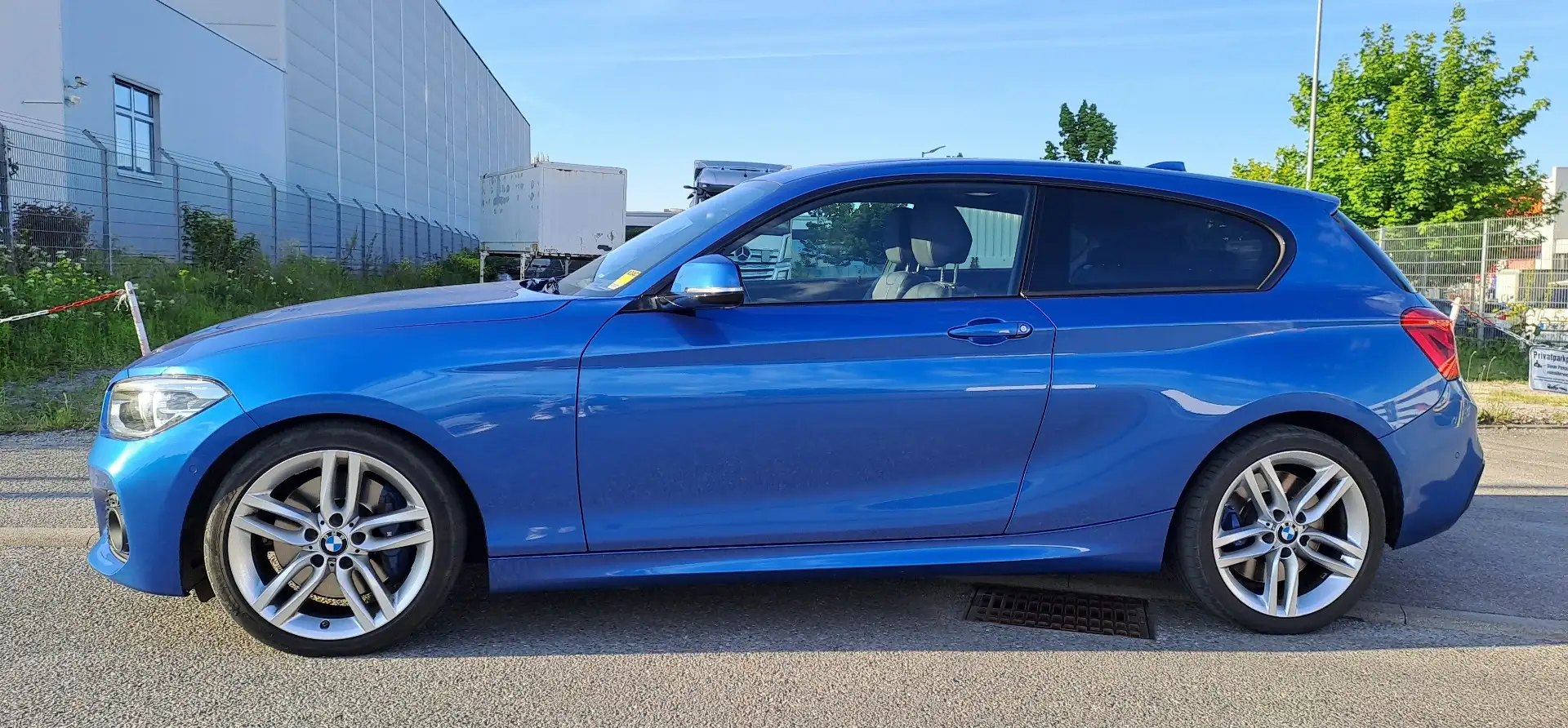 BMW 125 BMW 125i M Paket | 218 PS | Schiebedach | Leder | Blau - 2