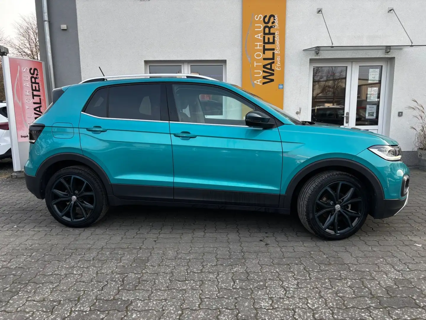Volkswagen T-Cross Style = Automatik - Ahk - Kamera - Navi= - 2