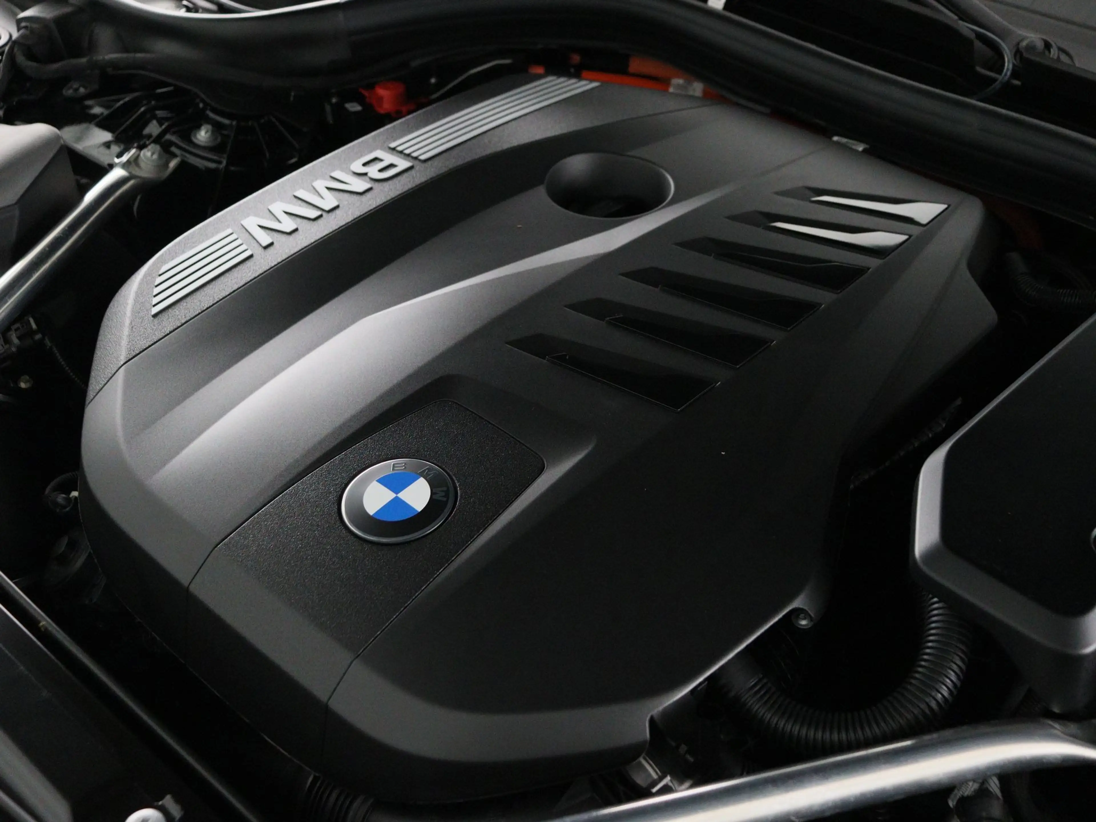 BMW 550 5 Serie Touring 550e xDrive — photo 6