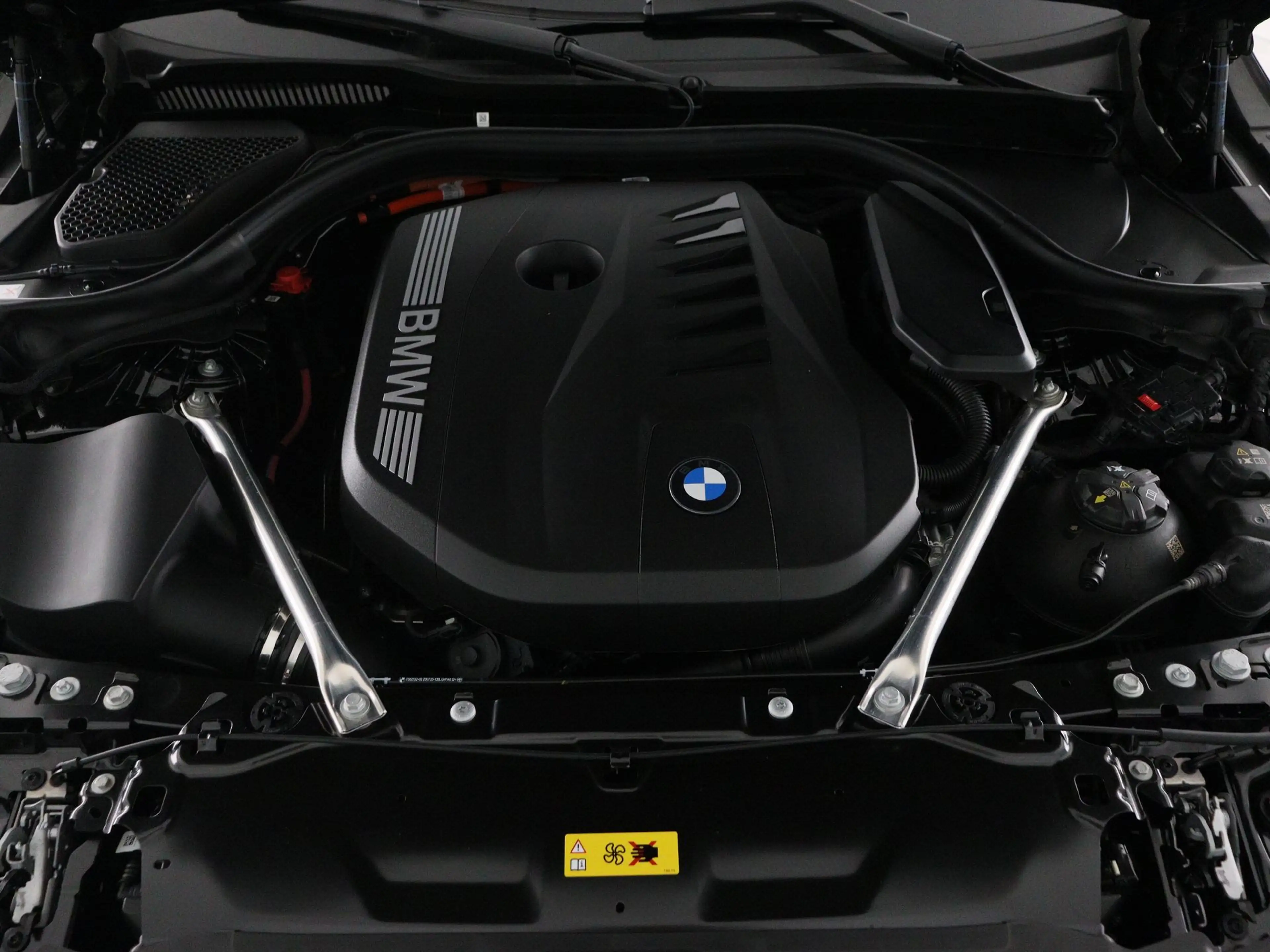 BMW 550 5 Serie Touring 550e xDrive — photo 5