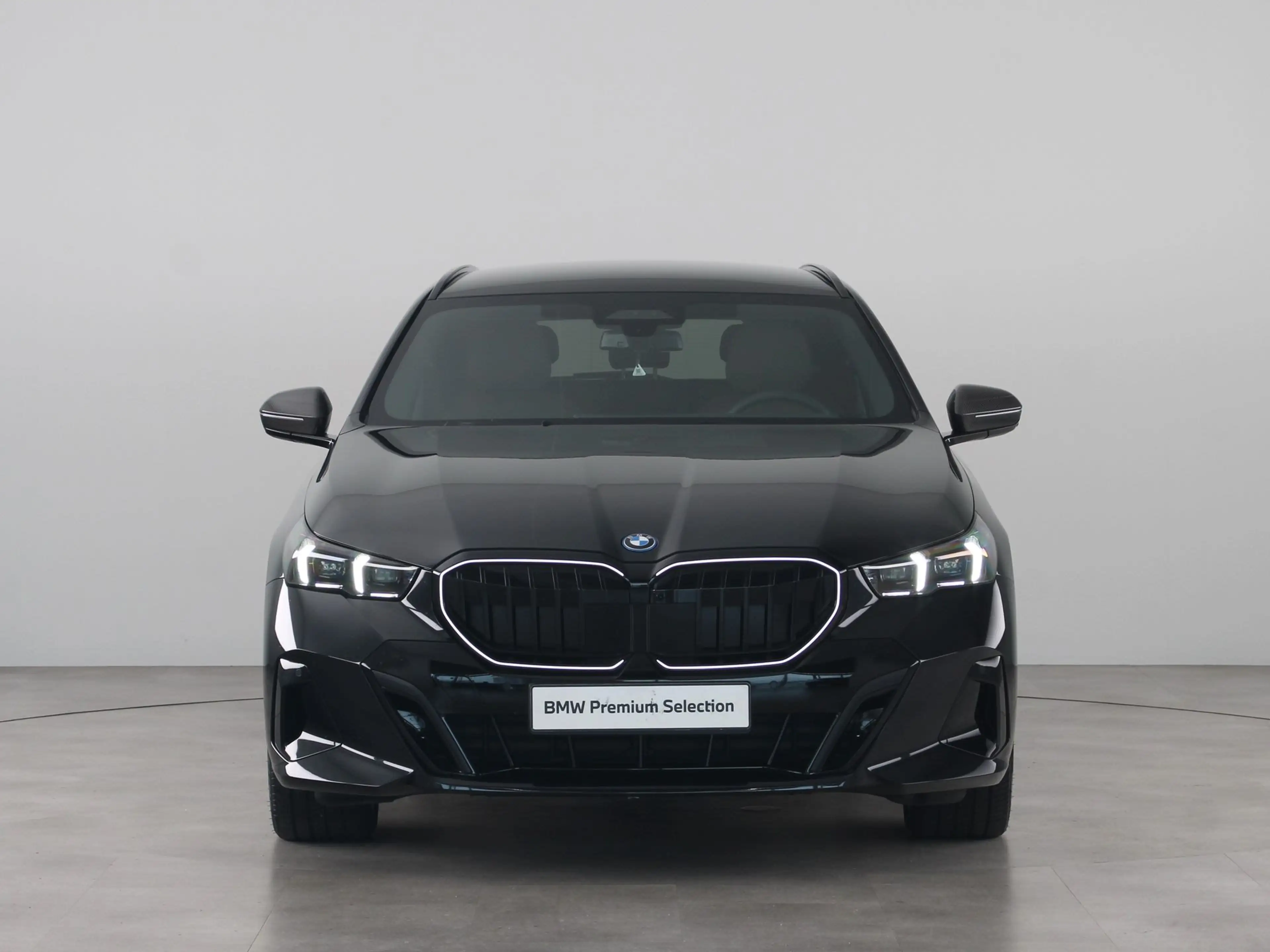 BMW 550 5 Serie Touring 550e xDrive — photo 8