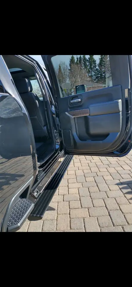 GMC Sierra 3500HD снимка GMC Sierra 3500HD
