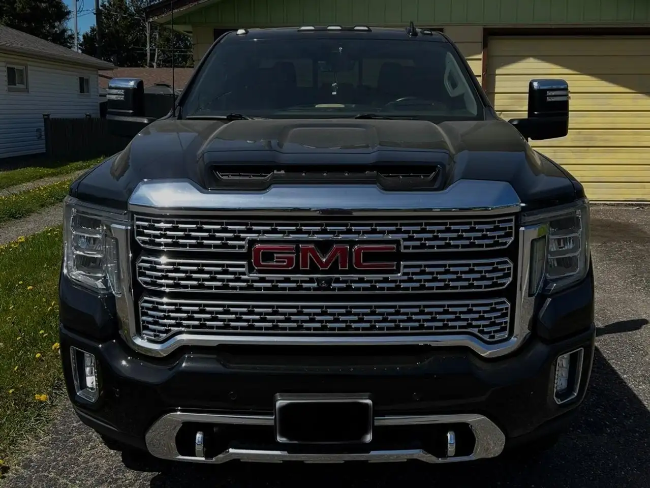 GMC Sierra 3500HD снимка GMC Sierra 3500HD