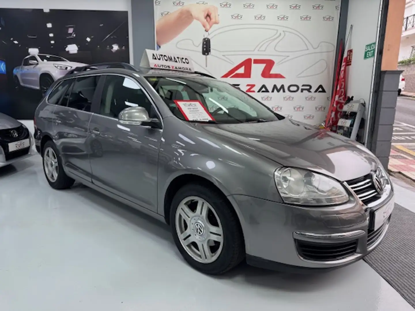 Volkswagen Golf Variant 1.9TDI Trendline Gris - 1