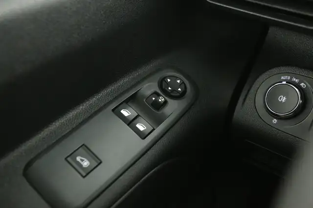Opel Combo view 17