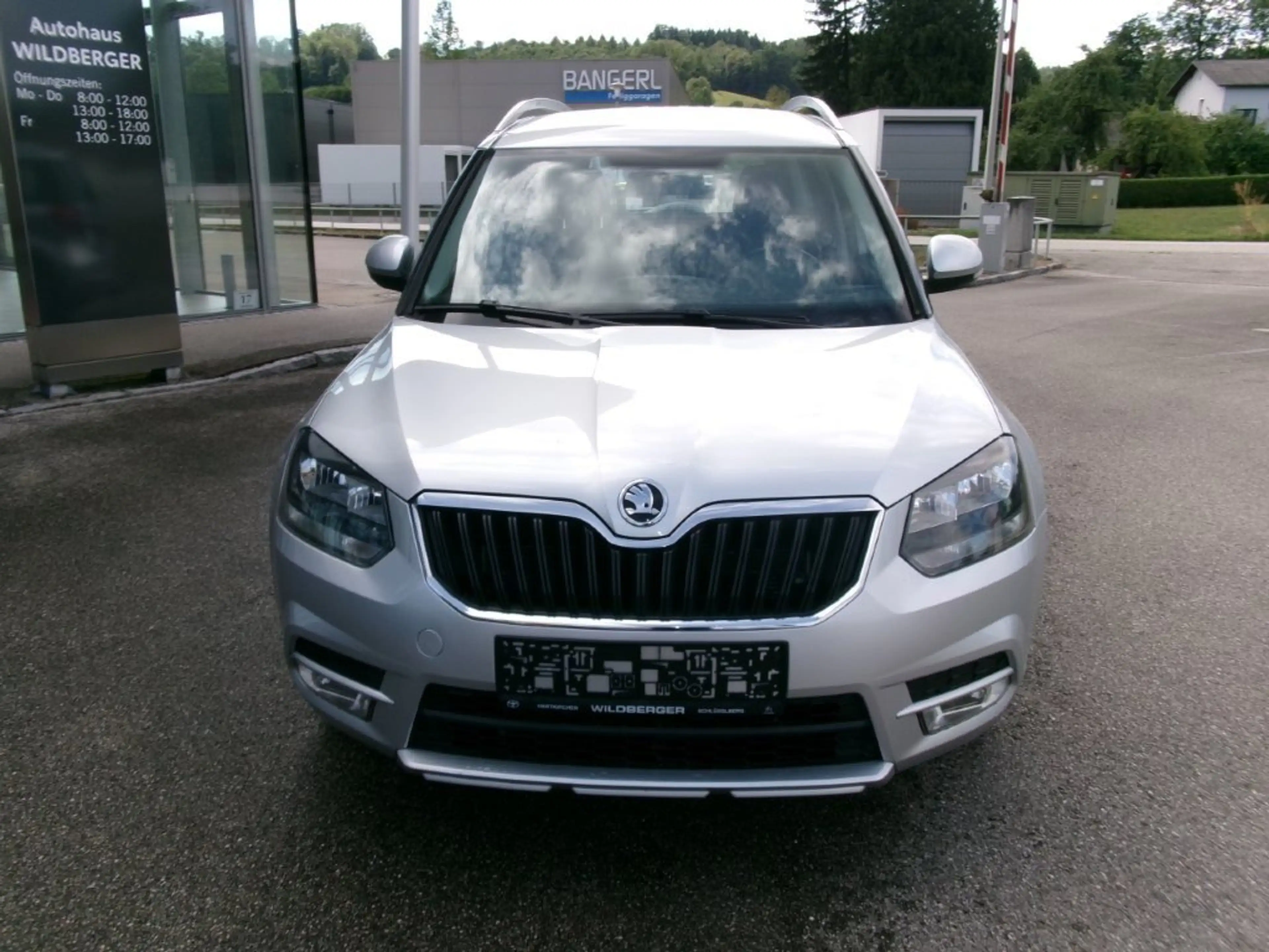 Skoda Yeti Yeti 2,0 TDI SCR 4x4 Ambition — photo 3