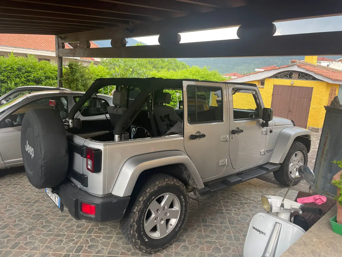Jeep Wrangler sahara - 2