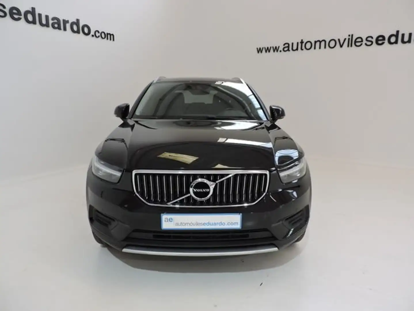 Volvo XC40 Business Plus T3 Aut. Negro - 2