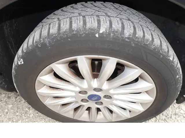 Ford S-Max view 18