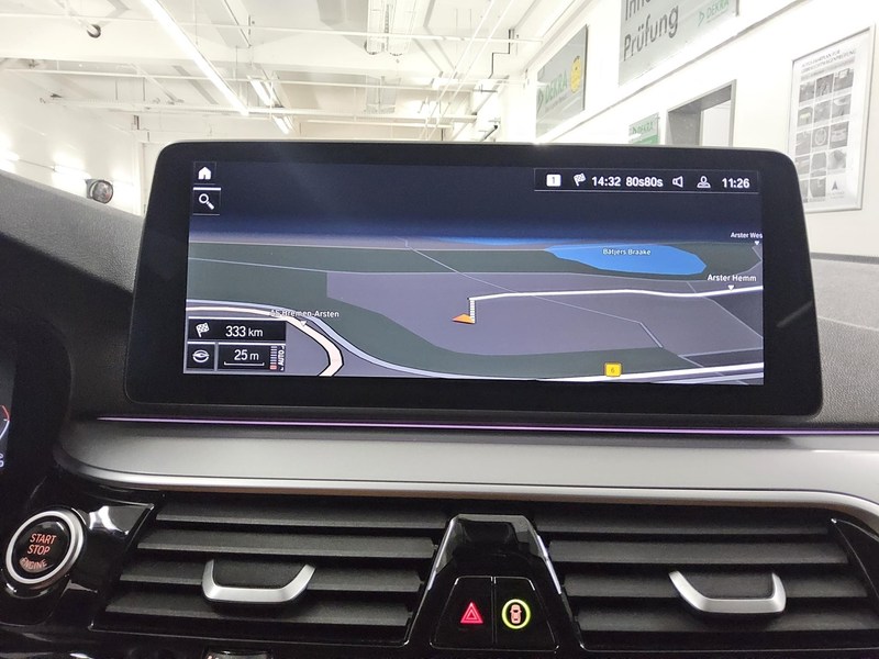 BMW 520 dA Touring Navi LED LC-Pro Leder Kamera — photo 7