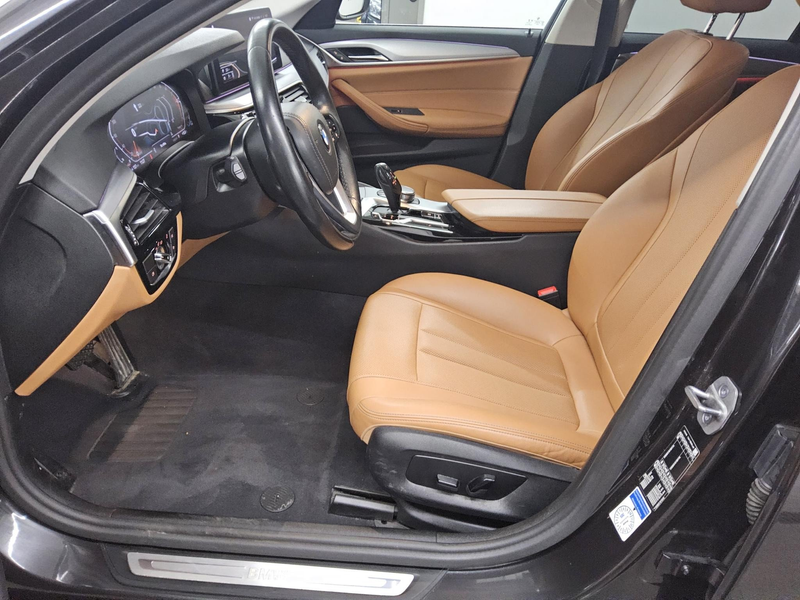 BMW 520 dA Touring Navi LED LC-Pro Leder Kamera — photo 9