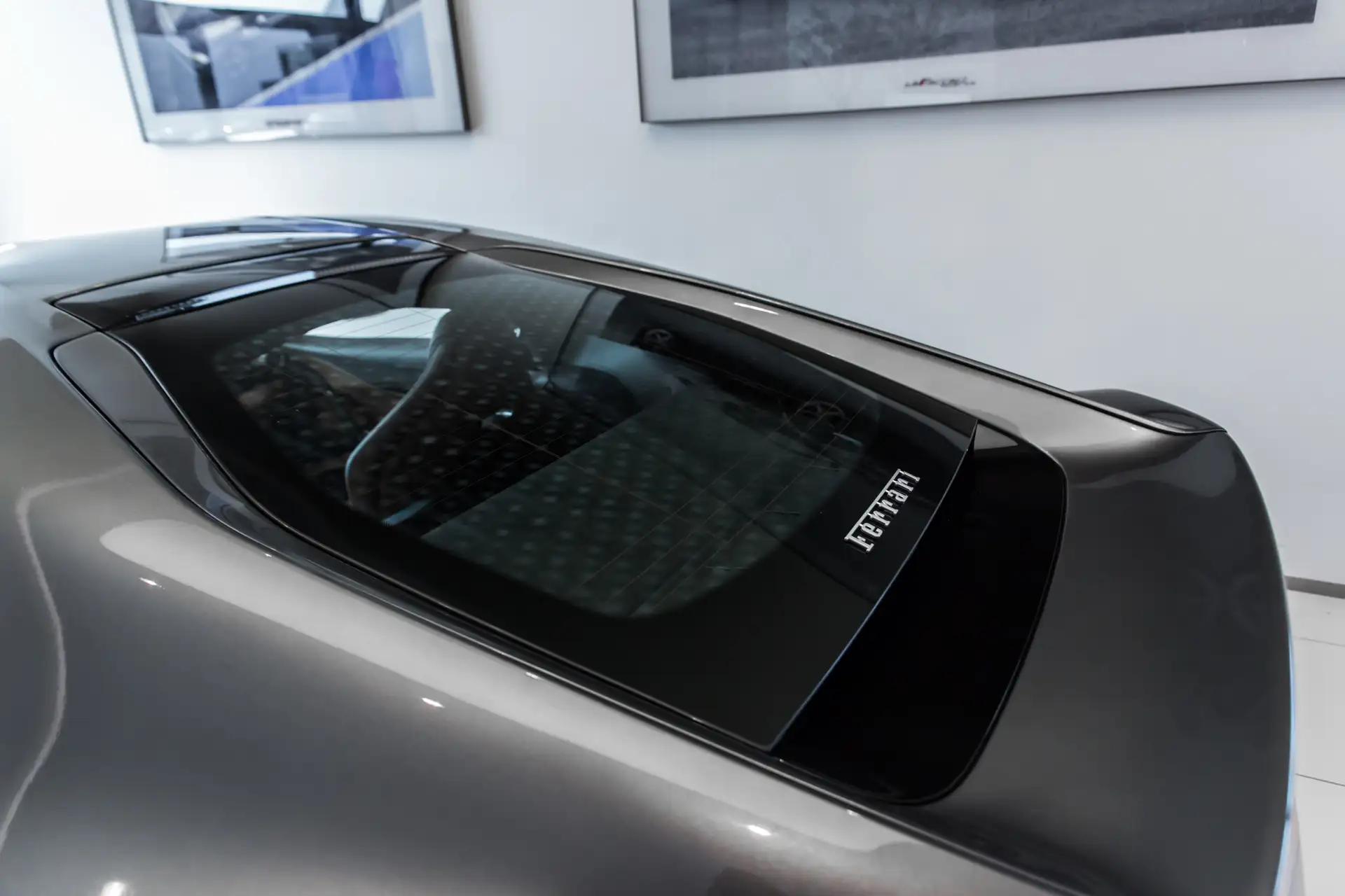 페라리 812 6.5 V12 2020 건메탈 사진 8