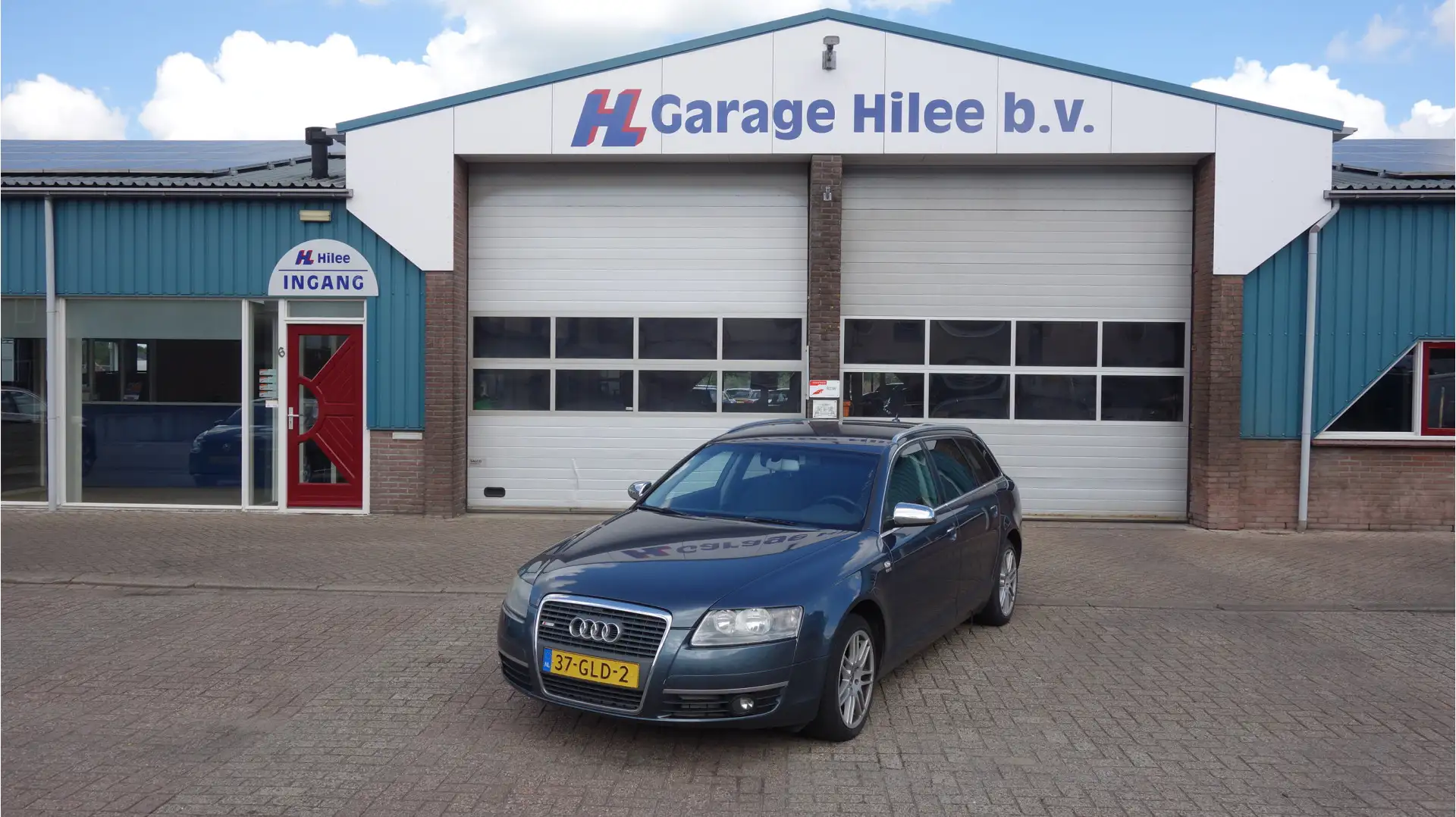 Audi A6 Avant 2.0 TFSI Business Edition Bleu - 1