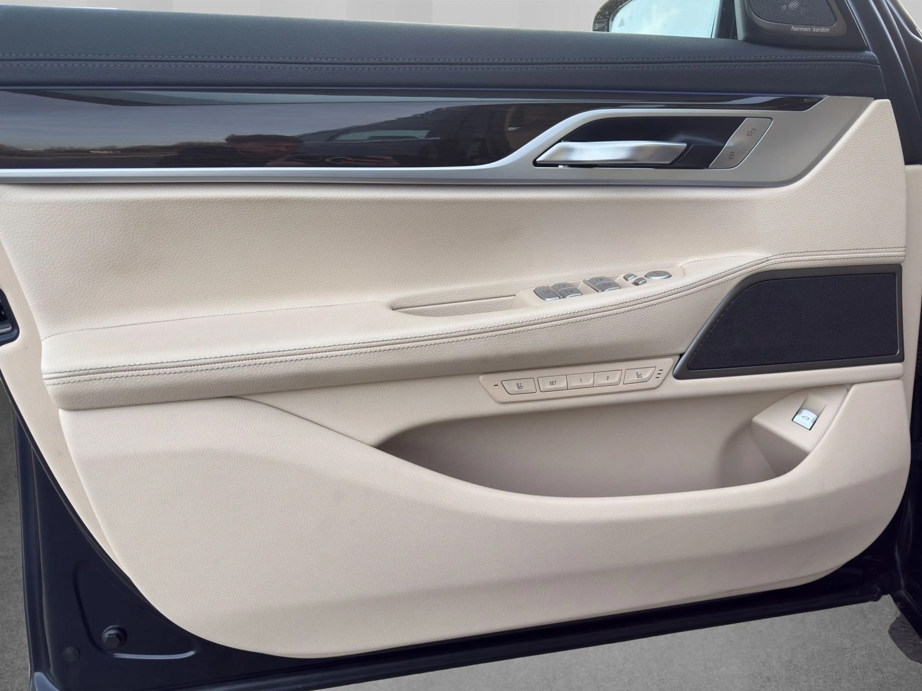 BMW 740 i LCI /1.Hd Harman Kardon Massage HuD SHD 20" — photo 10