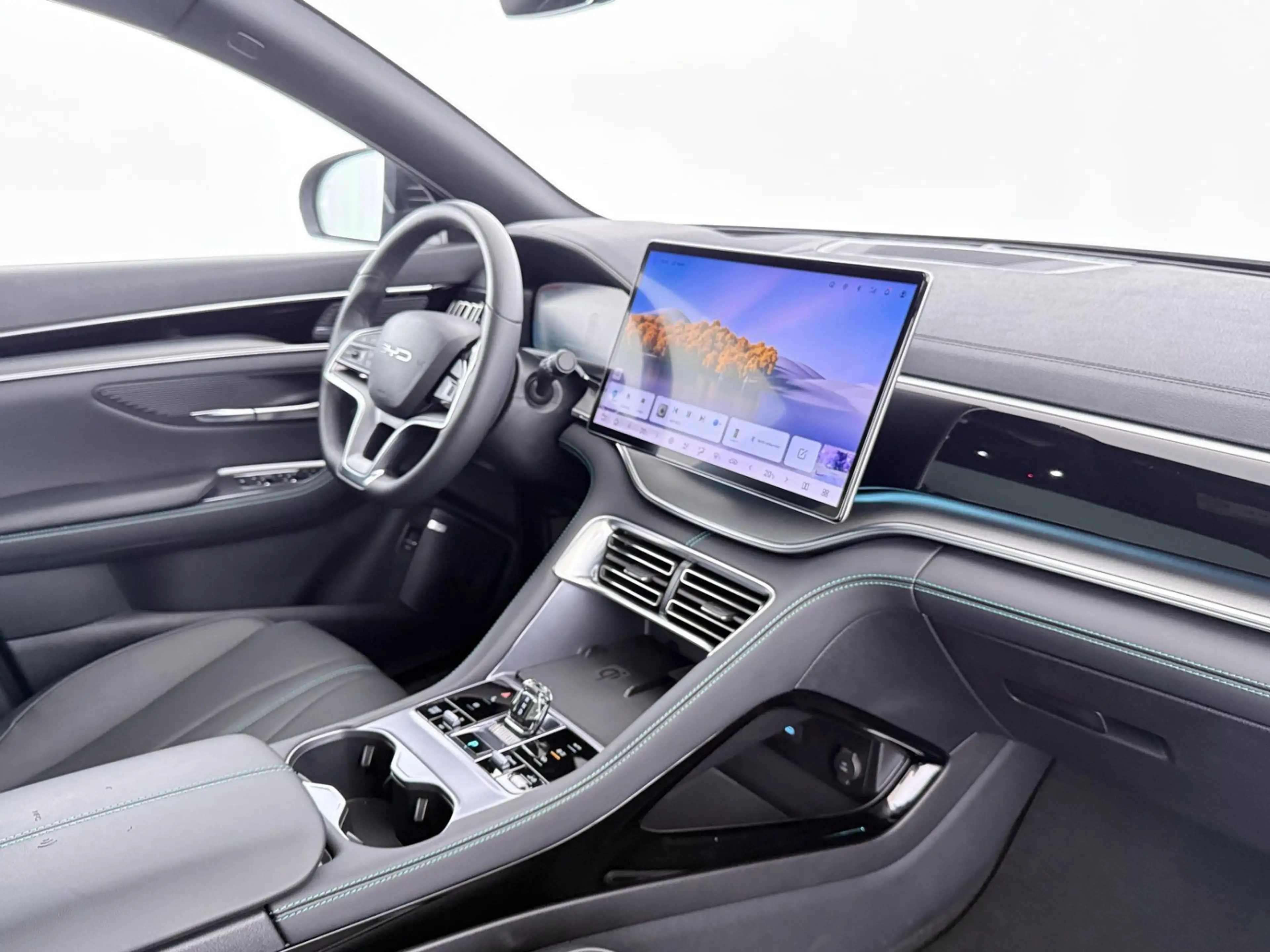 BYD Seal U DM-i Boost Aut LED 360-CAM HEAD-UP SKY NAV — photo 13