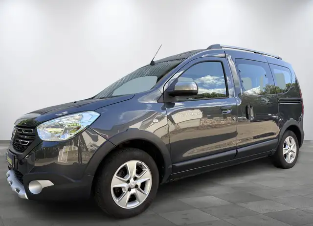 Dacia Dokker Stepway Pro Apple CarPlay DAB Tempomat Rückfahrkamera