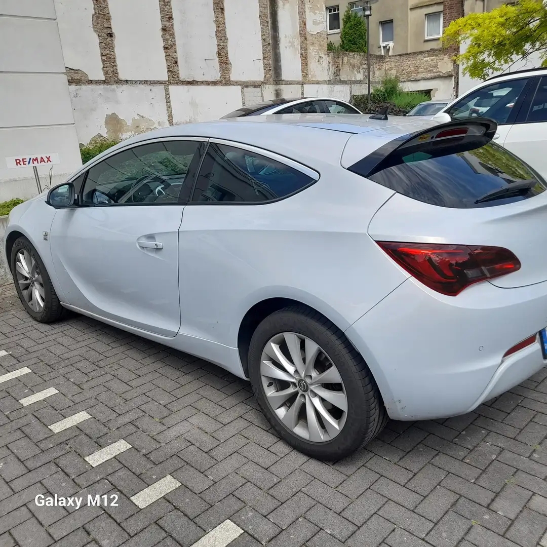 Opel Astra Opel astra j gtc 1.7 disel - 1
