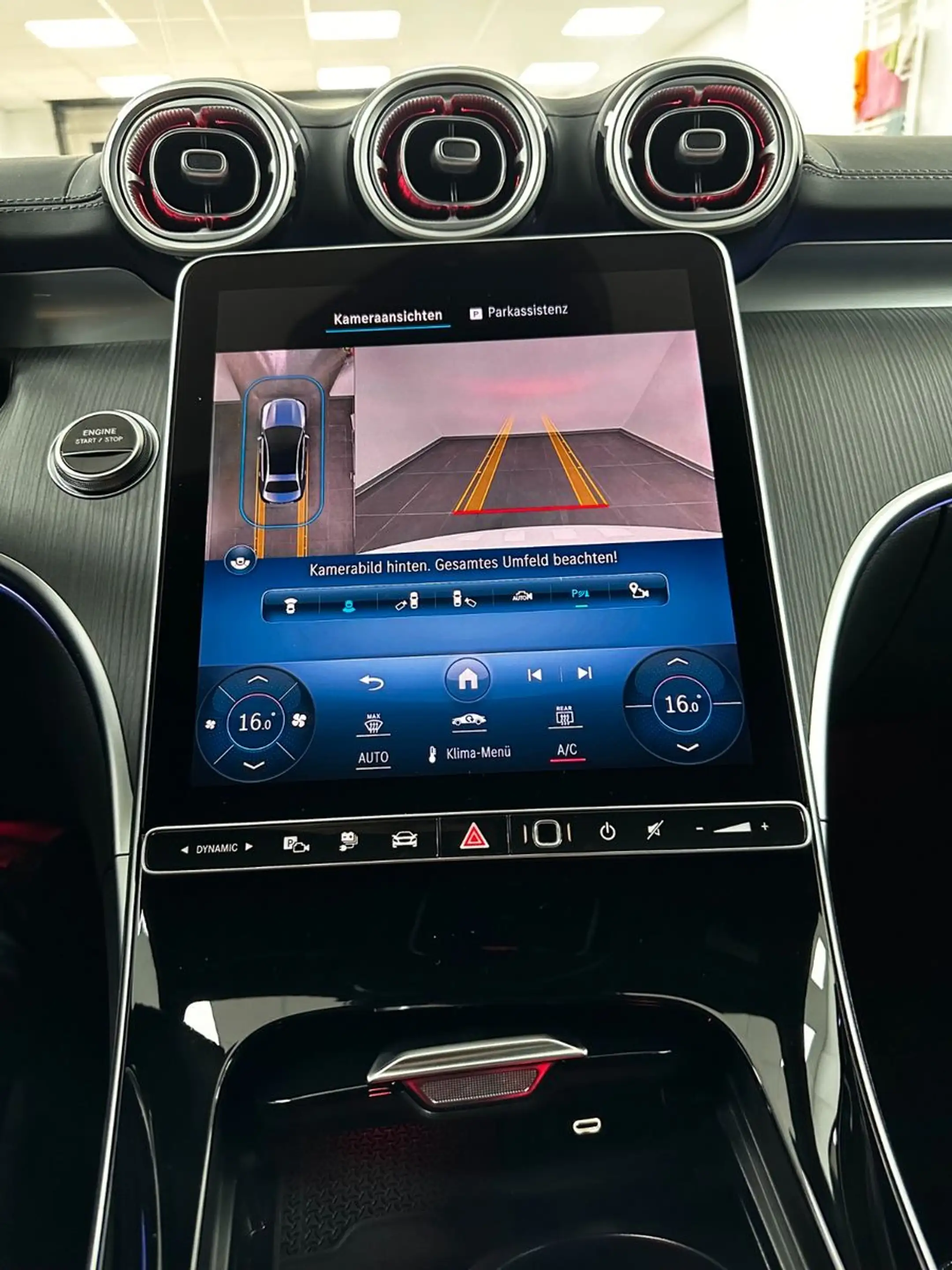Mercedes-Benz C 400 e 4Matic.AMG PREMIUM.DISTRO.PANO.360°KAM. — photo 13