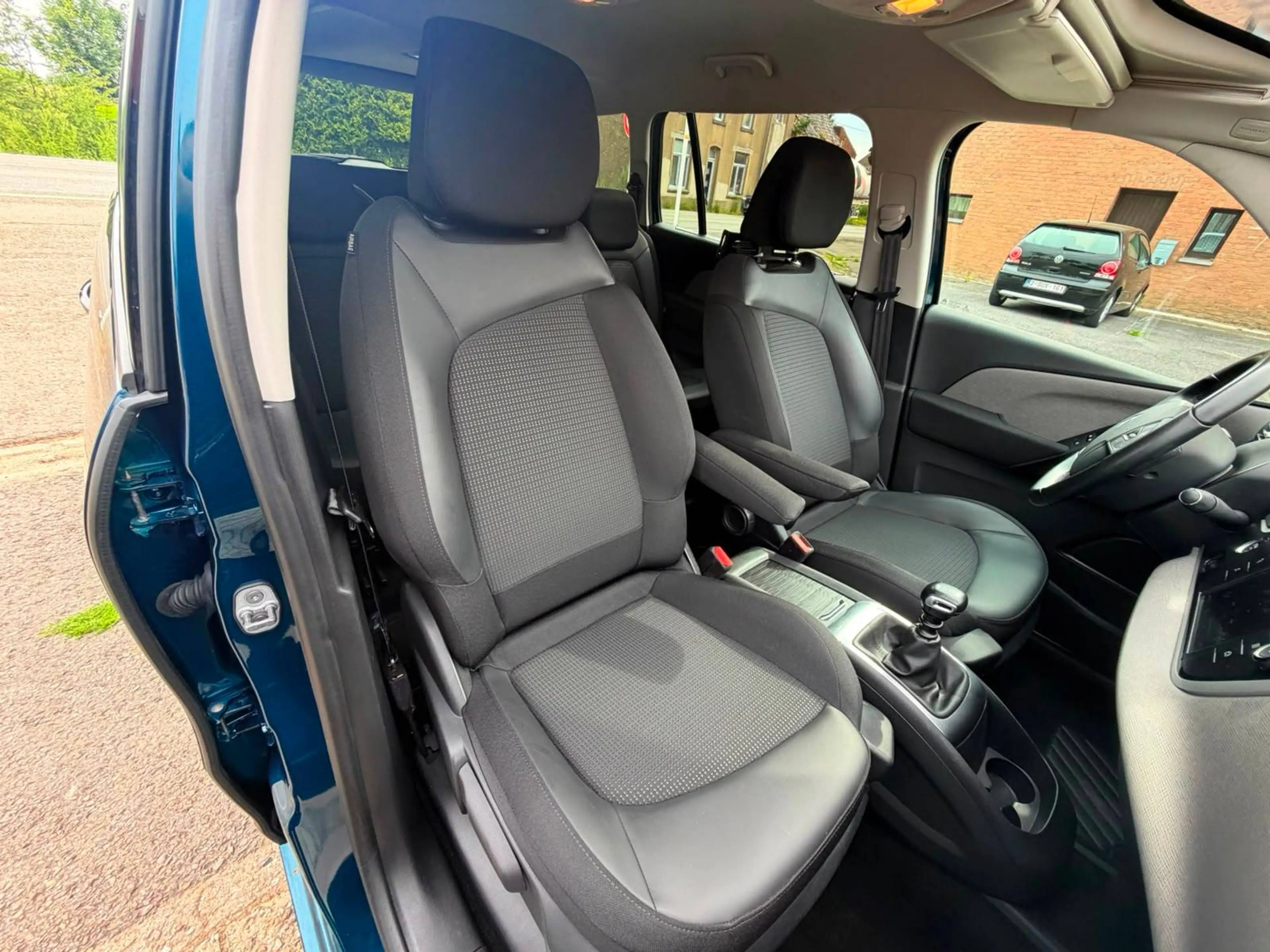 Citroen C4 SpaceTourer 1.5 HDI 131CV SHINE 7 PLACES LED GPS CUIR CLIM — photo 10
