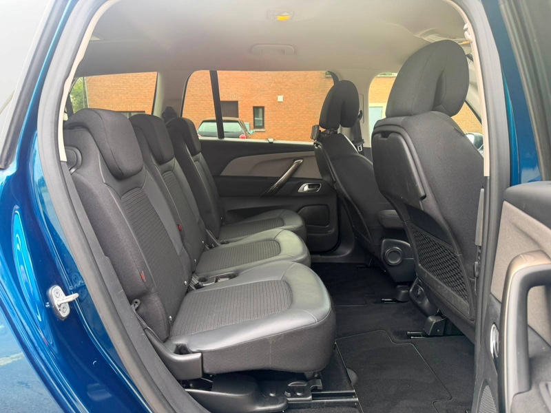 Citroen C4 SpaceTourer 1.5 HDI 131CV SHINE 7 PLACES LED GPS CUIR CLIM — photo 11