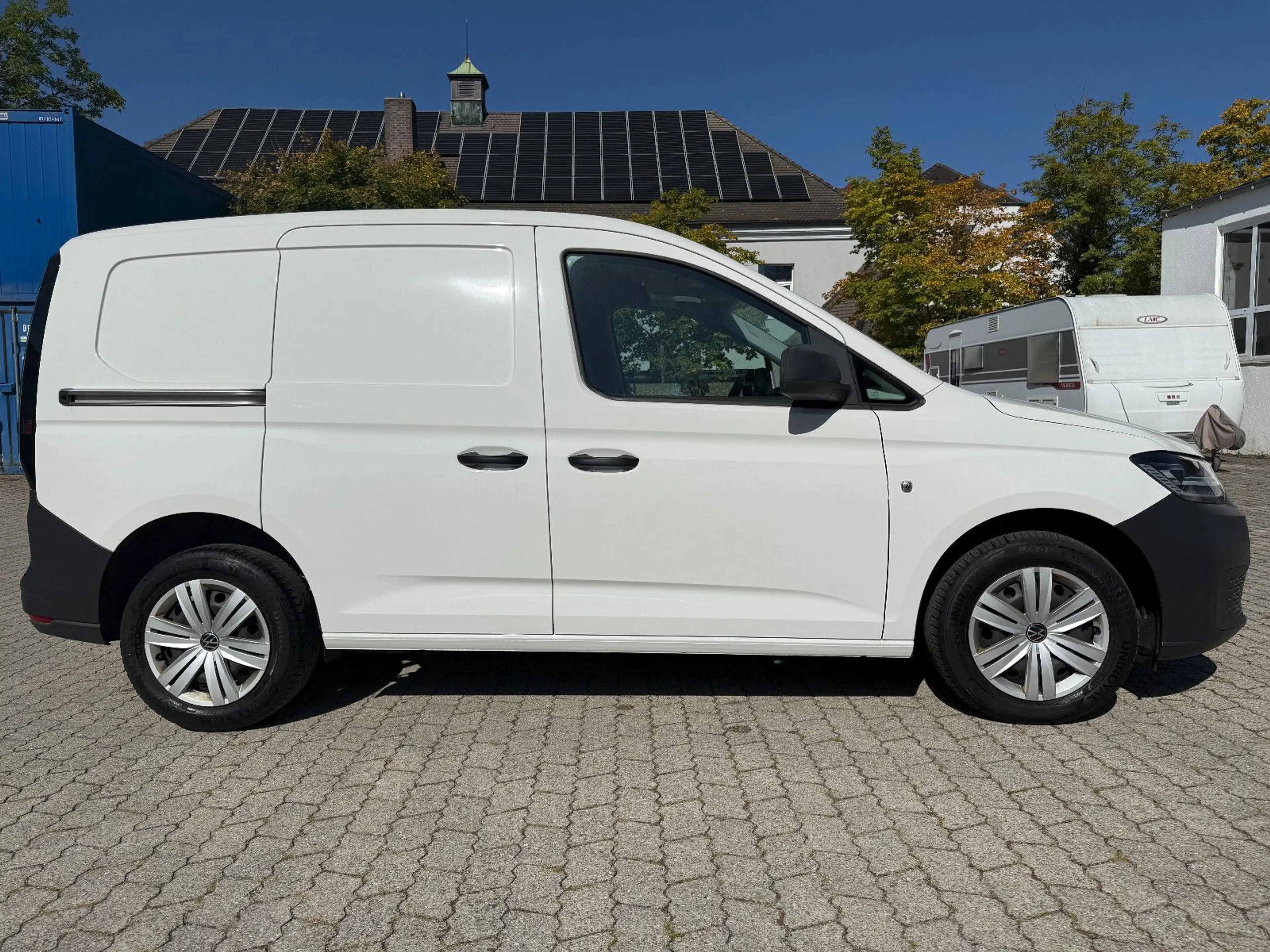 Volkswagen Caddy Cargo 2.0 Tdi DSG LED Navi Flügeltüren — photo 7