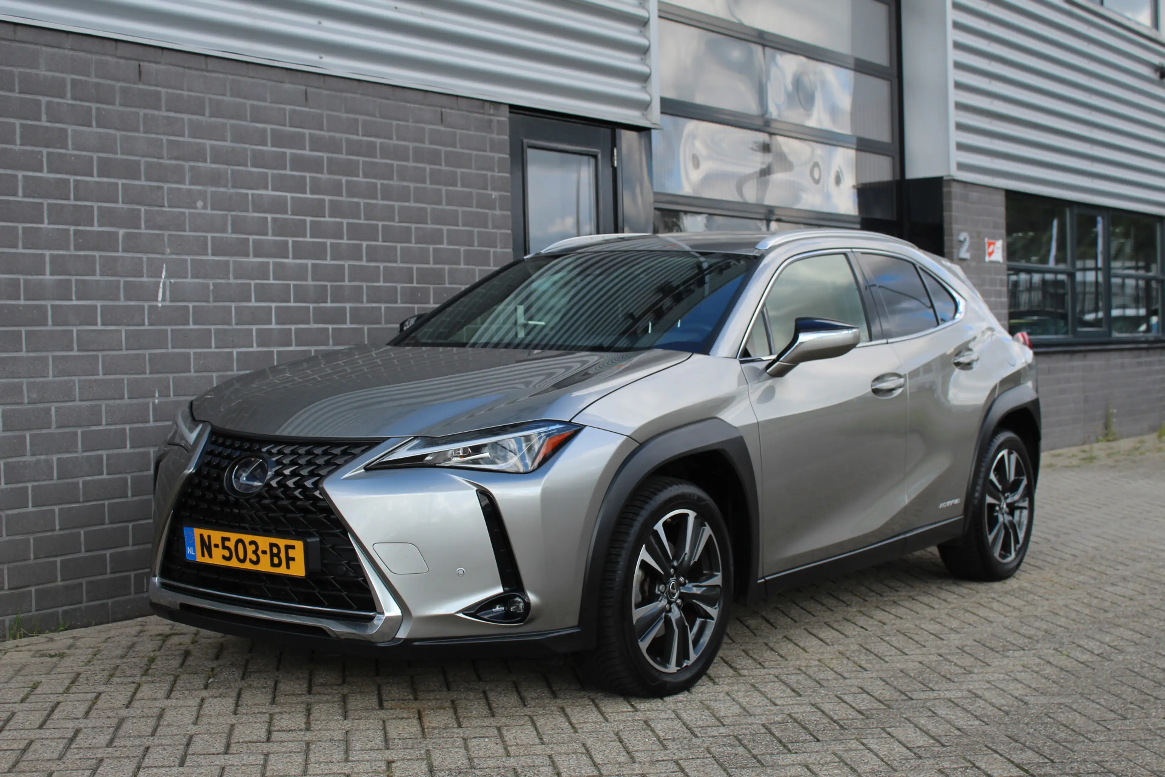 Lexus UX 250h Luxury Line / Carplay / Camera / Leer — photo 4