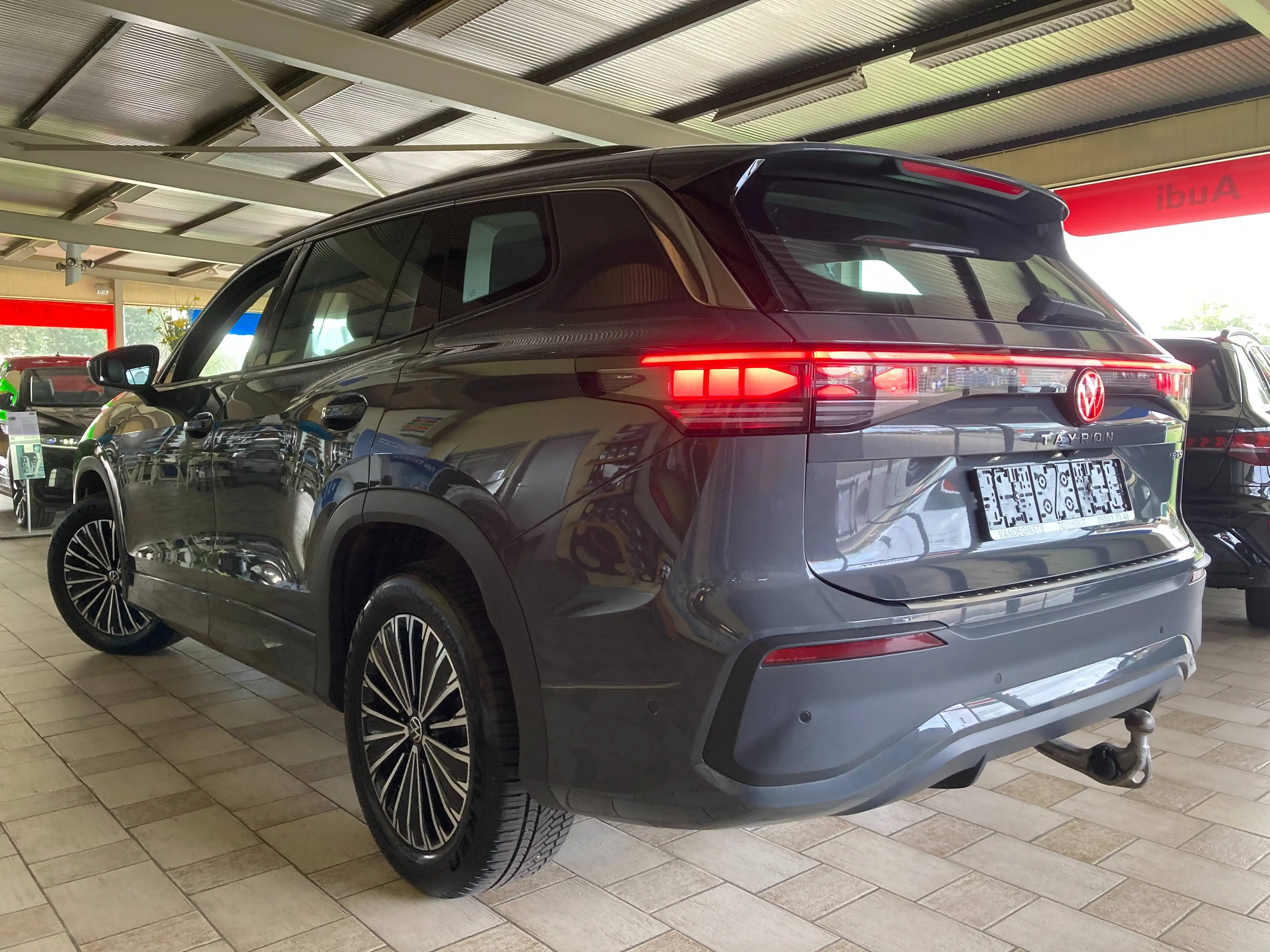 Volkswagen Tayron Tayron 150eTSI -AUTOMAAT - 7 zetel -GPS -Airco 3zone -App -MATRIX -Cam 360° -Trekhk — photo 5