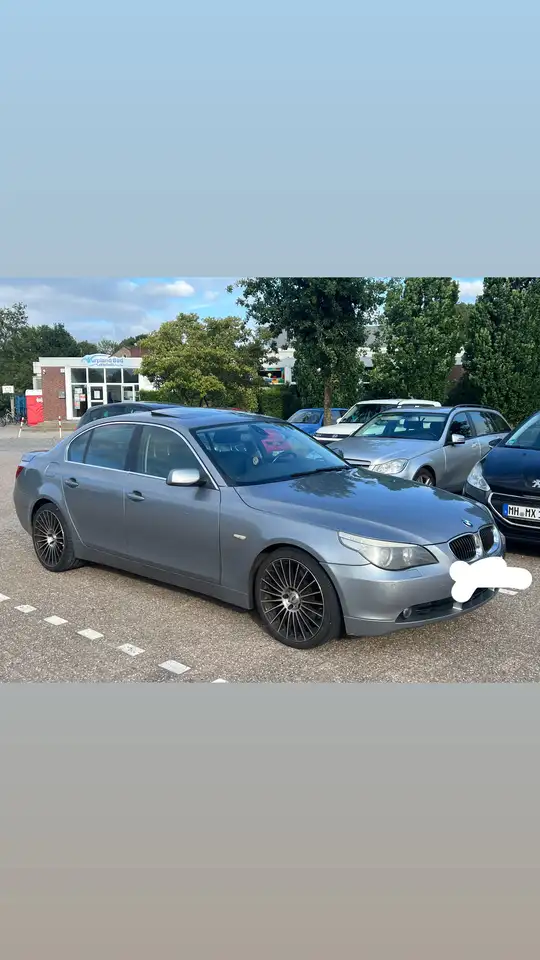 BMW 545