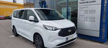 Bus Titanium 340L1 2.5L PHEV 233 CVT FWD