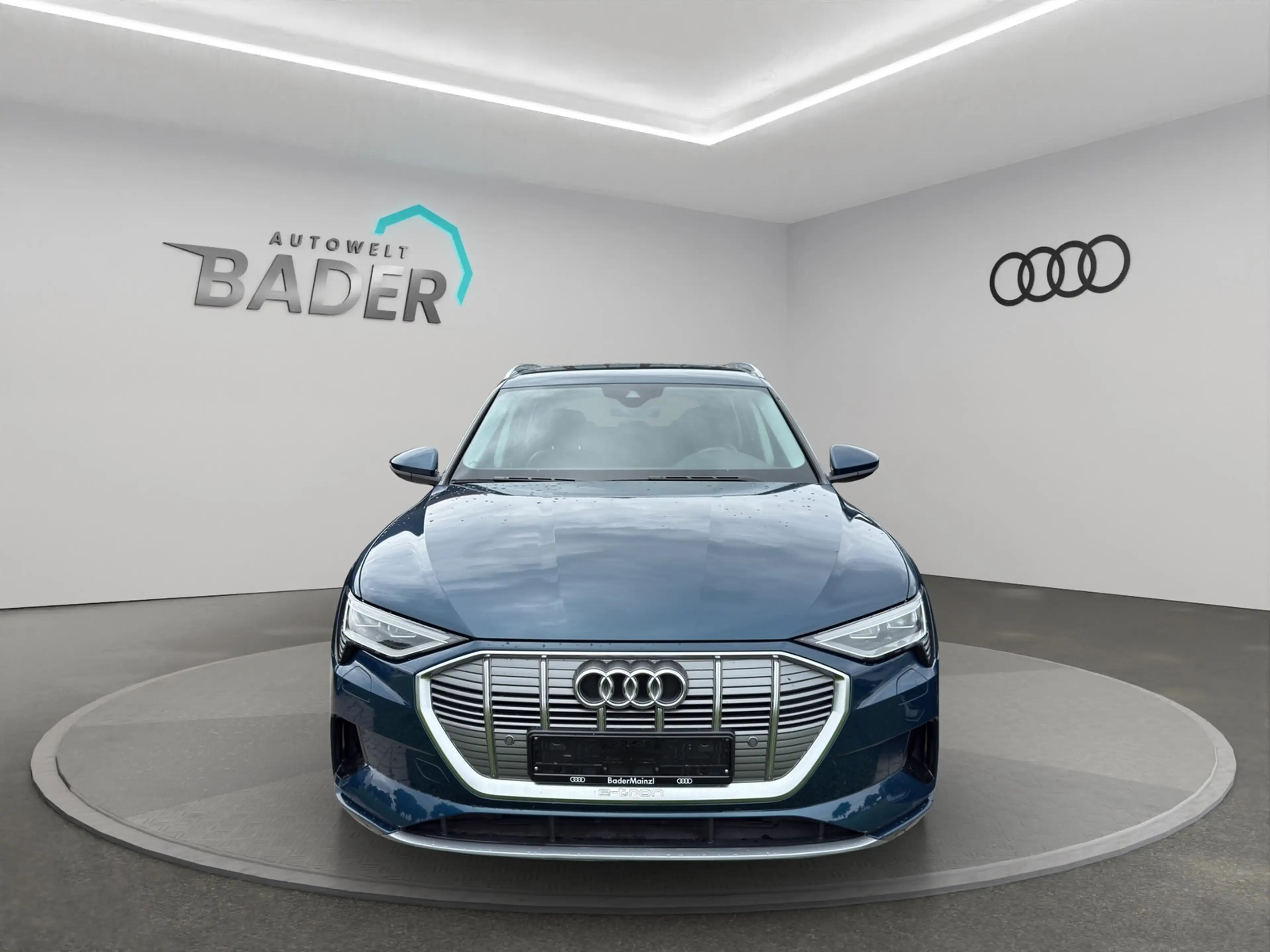 Audi e-tron advanced 55 quattro 300 advanced — photo 2