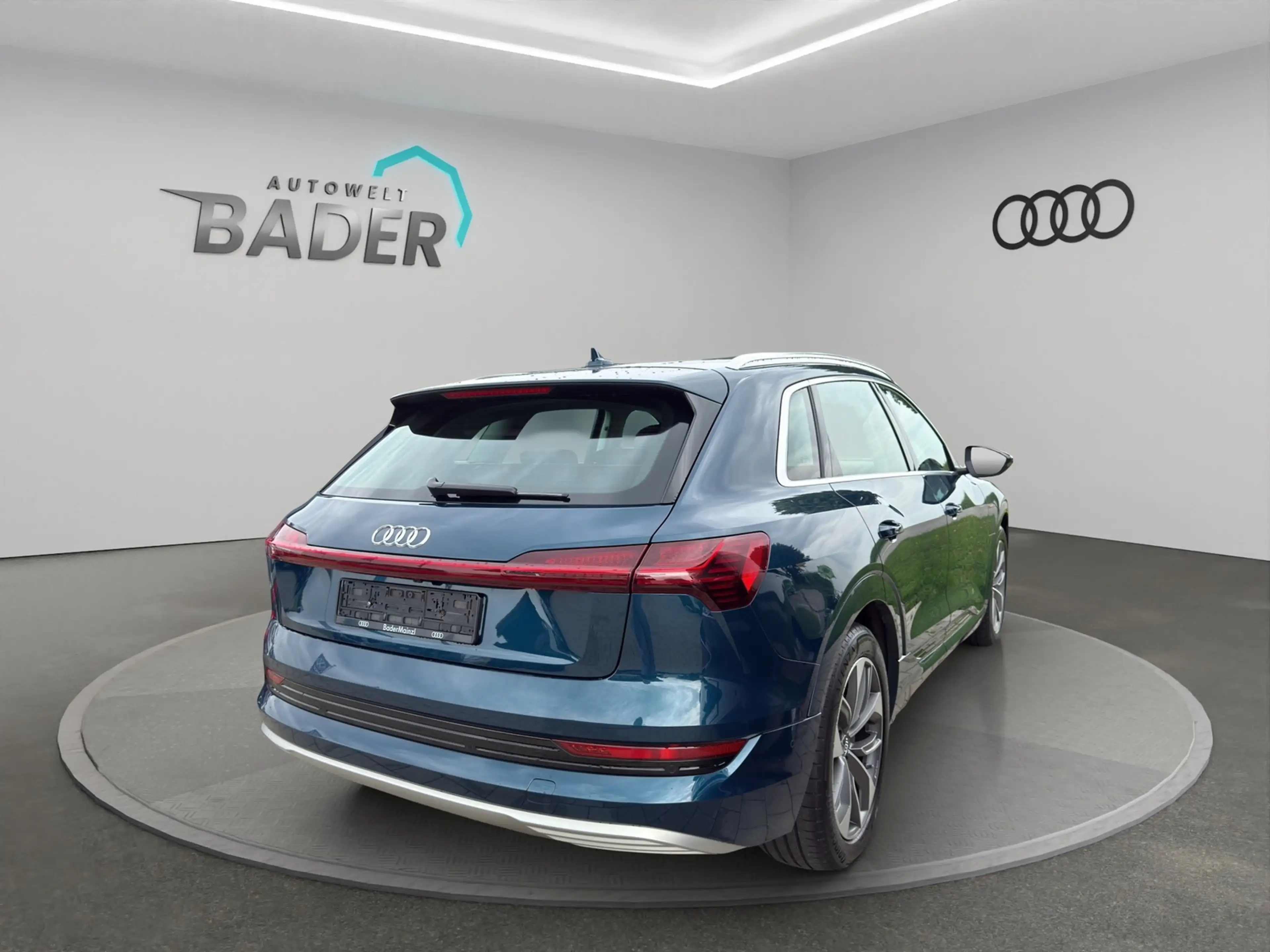 Audi e-tron advanced 55 quattro 300 advanced — photo 5