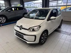 Volkswagen up! 1.0 TSI move DAB USB Klima We Connect