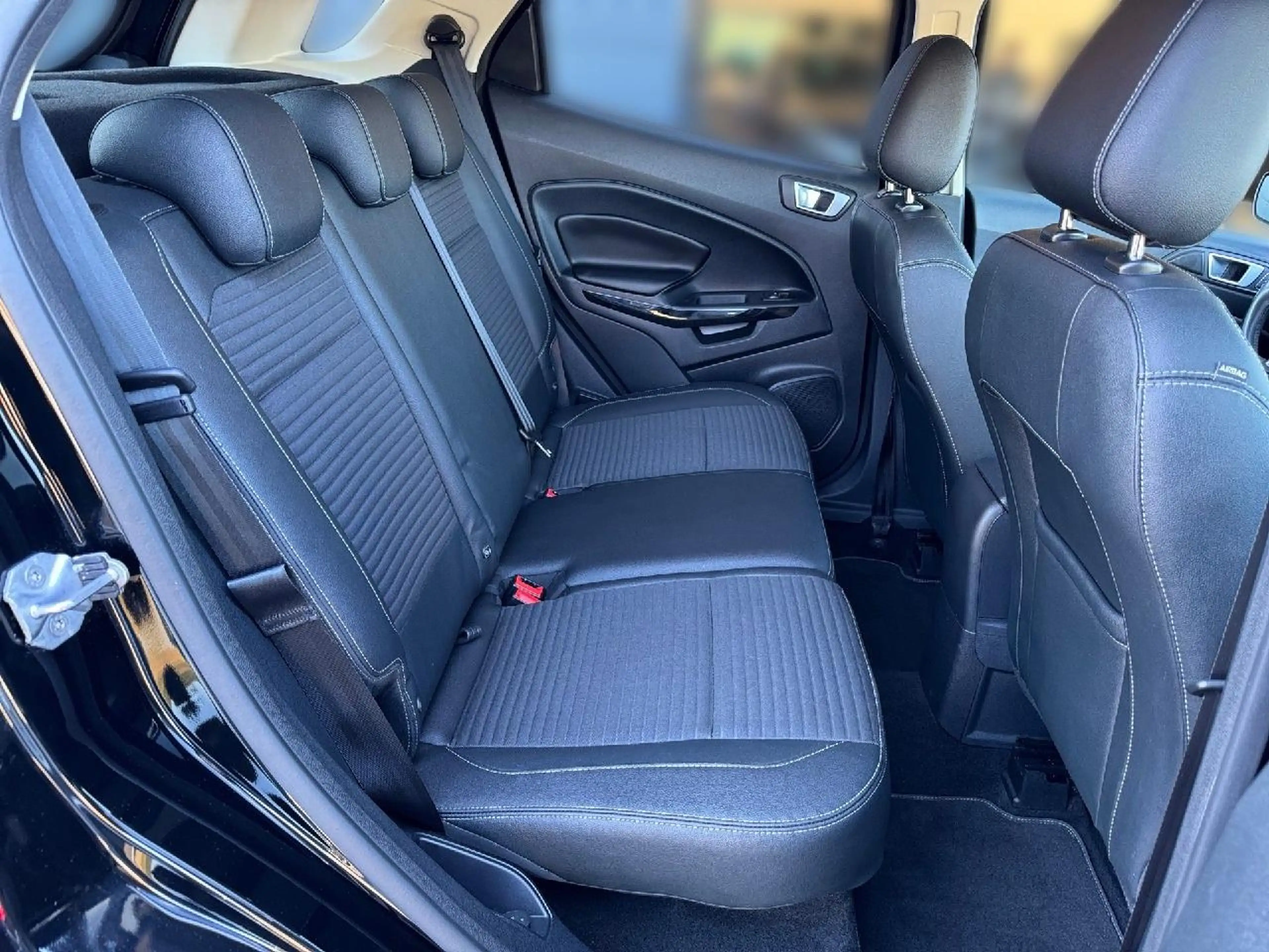 Ford EcoSport 1.0 EcoBoost 125PS Titanium *AHK* — photo 13