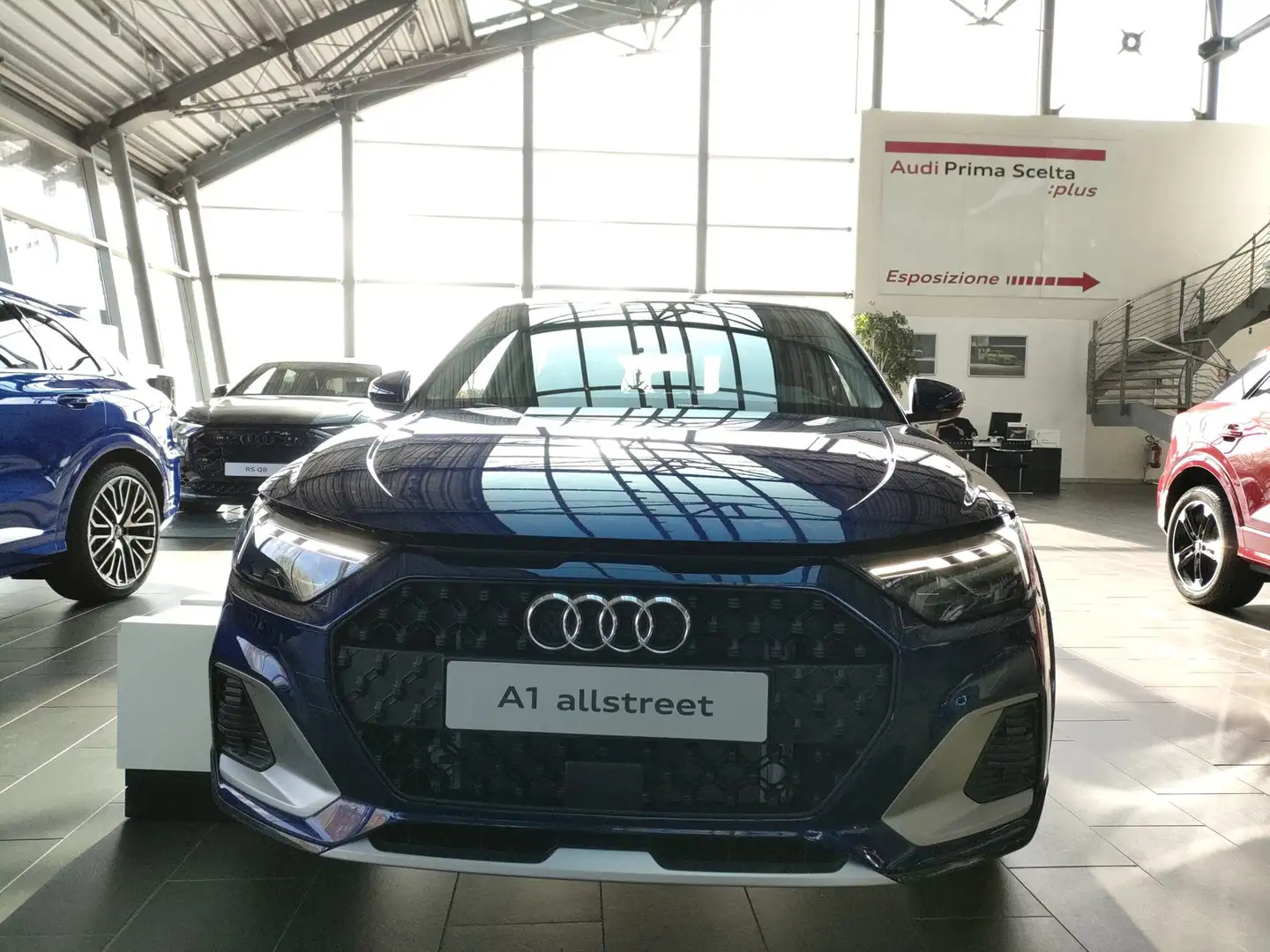 Audi A1 allstreet 30 1.0 tfsi 116cv business s tronic Blu/Azzurro - 2