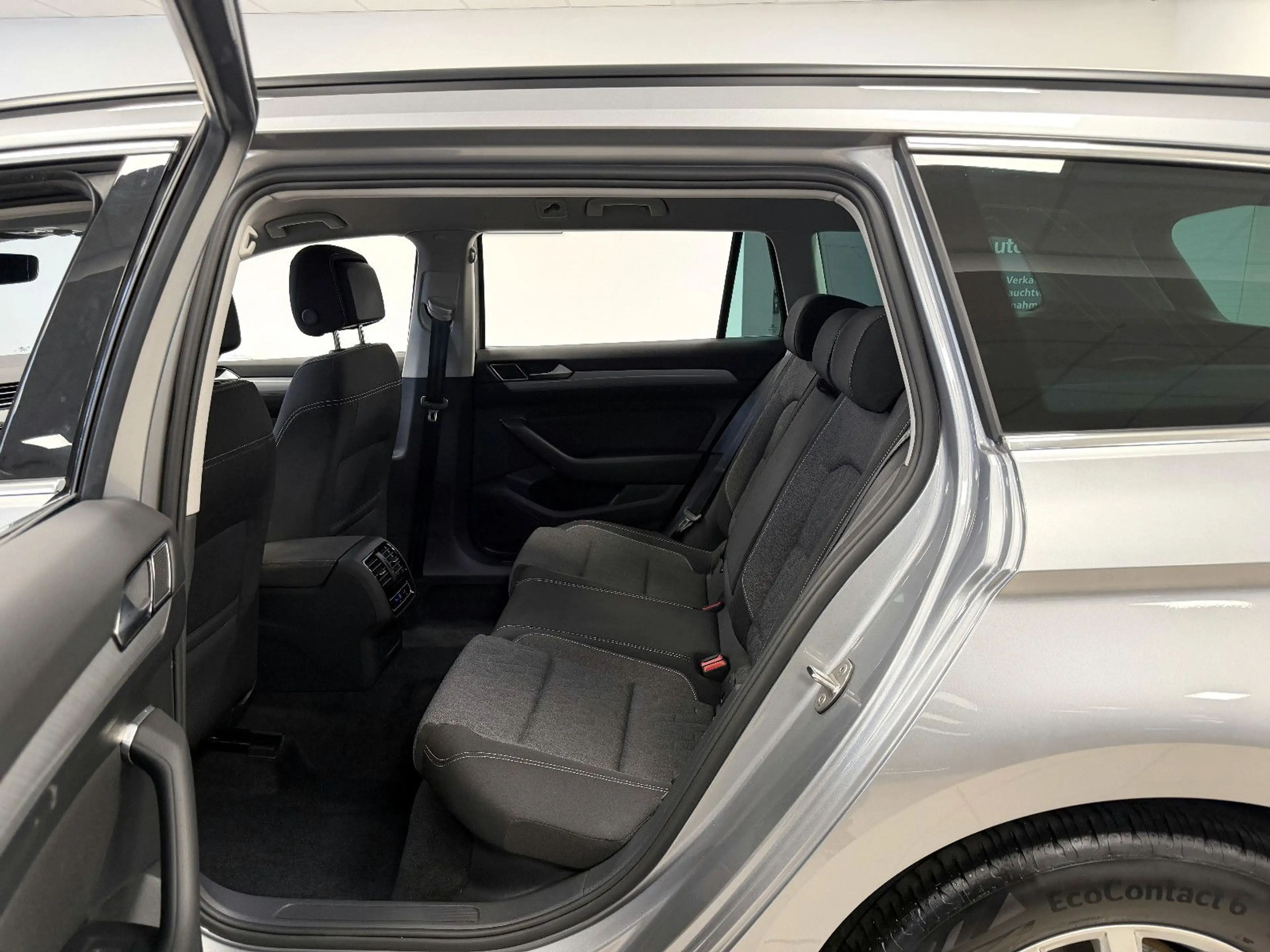 Volkswagen Passat Variant Business *AHK*ACC*Kamera*Massage — photo 7