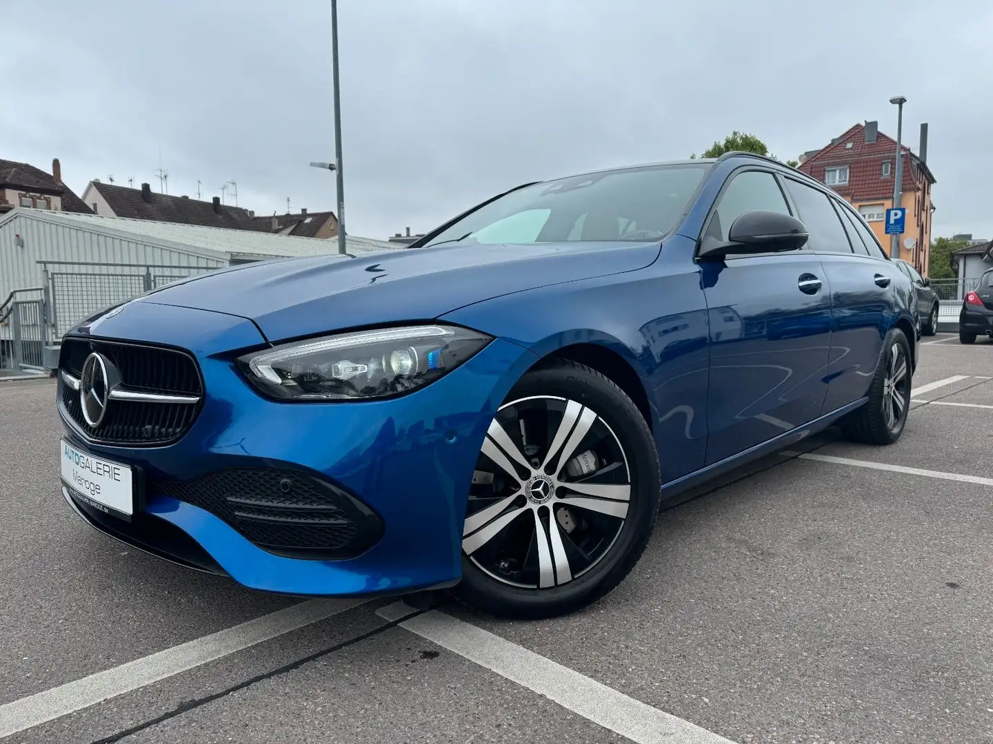 Mercedes-Benz C 300 T d 9G HUD/PANO/AHK/STANDH./SITZLÜFTUNG Bleu - 1