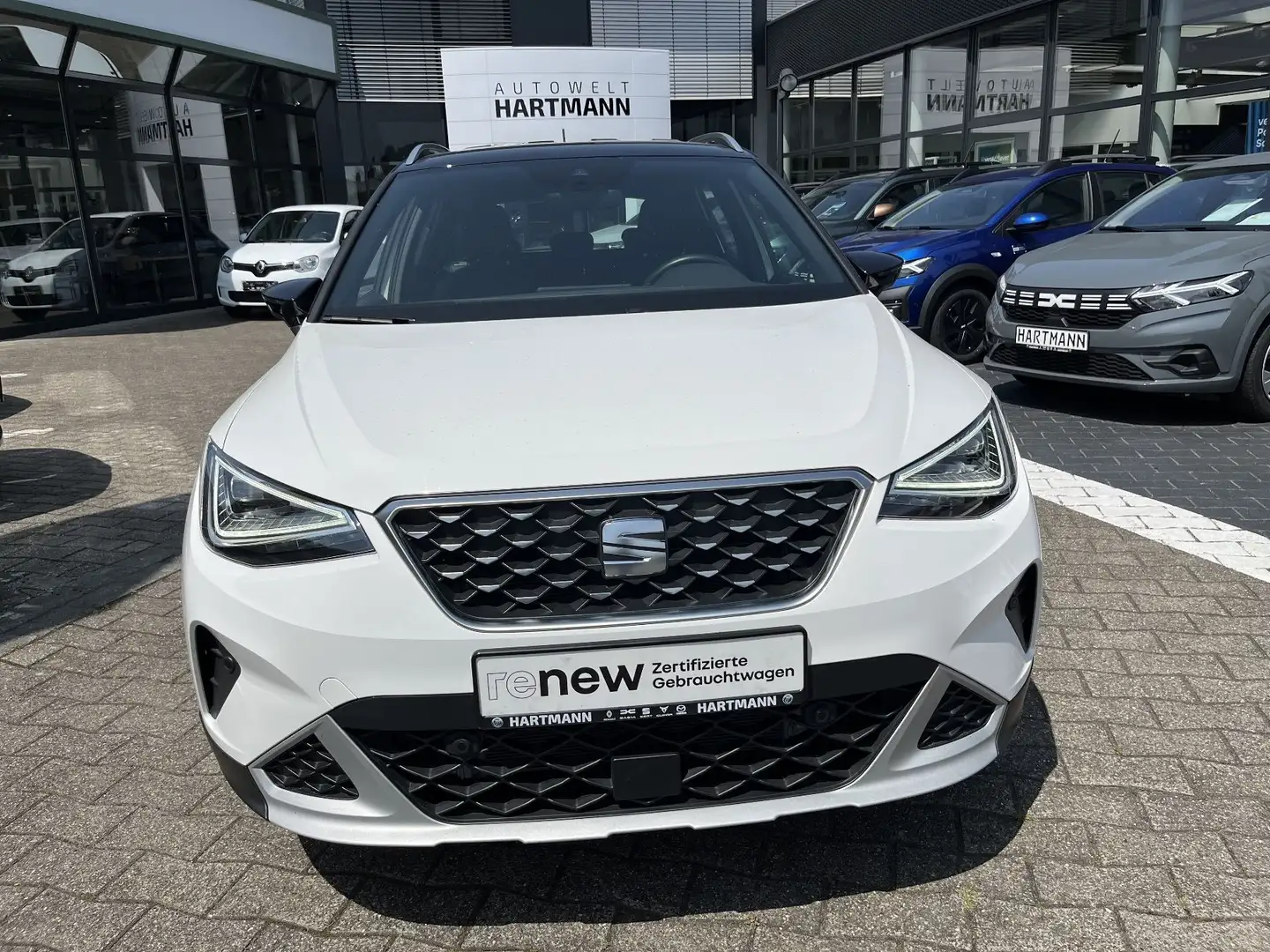 SEAT Arona Xperience 1.0 Winter-Paket Schwarz - 1
