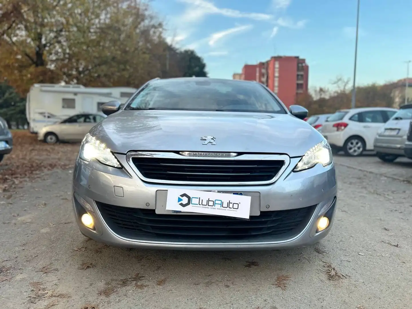 Peugeot 308 1.6 bluehdi Allure s&s 120cv Gris - 2