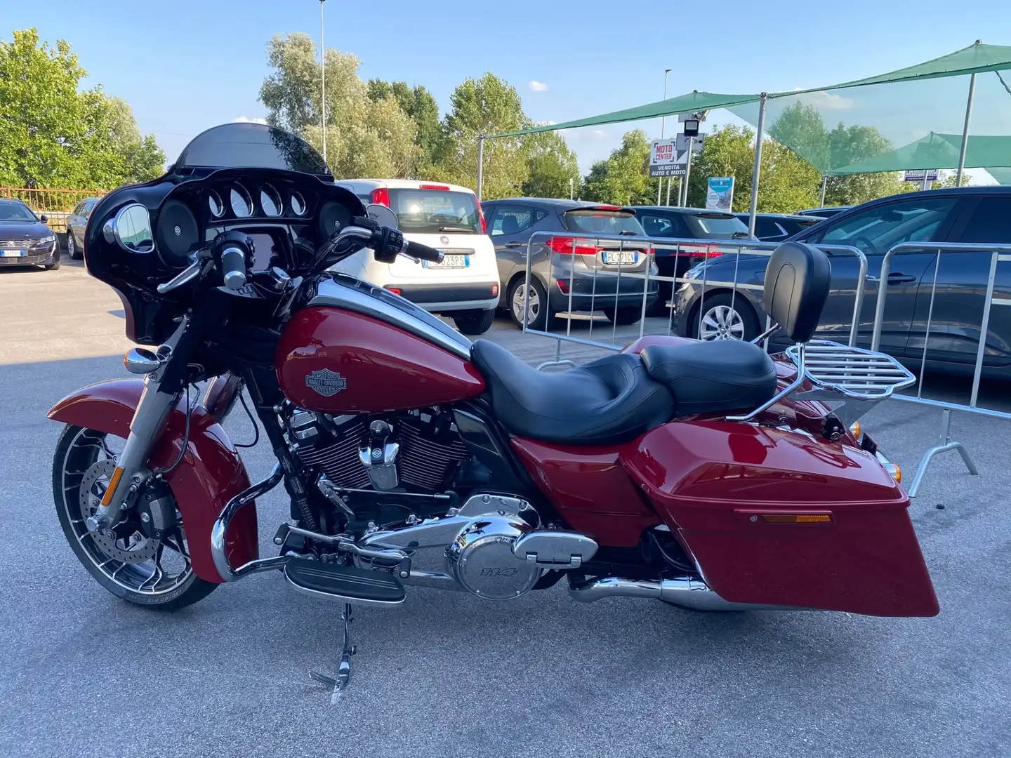 Harley-Davidson Street Glide Rosso - 2